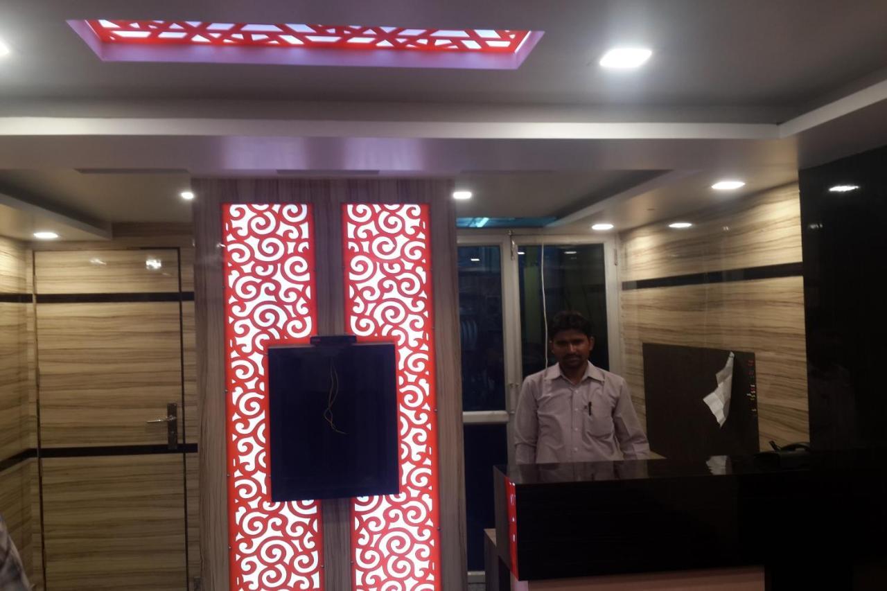 Oyo 86669 Arnav Residency 호텔 뉴델리 외부 사진